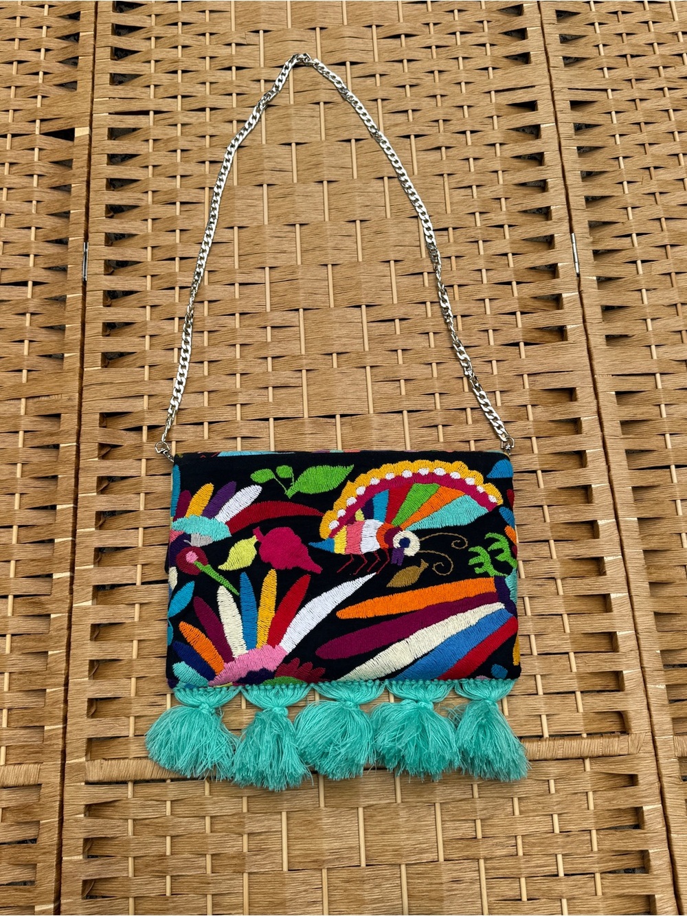 Draco Mexico Embroidered Tassel Chain Shoulder Bag - Picture 5 of 6